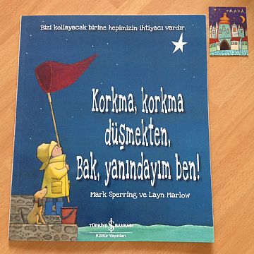 cocuklar-icin-kitap-onerileri-korkma-korkma-dusmekten-bakyanindayim-ben-by-mark-sperring-2-yas-ve-uzeri
