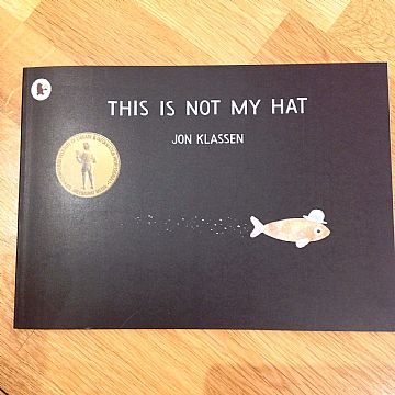 cocuklar-icin-kitap-onerileri-this-is-not-my-hat-by-jon-klassen-5-yas-ve-uzeri