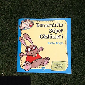 cocuklar-icin-kitap-onerileri-benjaminin-super-gozlukleri-by-rachel-bright-3-yas-ve-uzeri