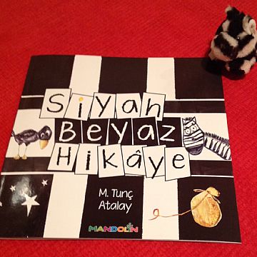 cocuklar-icin-kitap-onerileri-siyah-beyaz-hikaye-by-m-tunc-atalay-2-yas-ve-uzeri