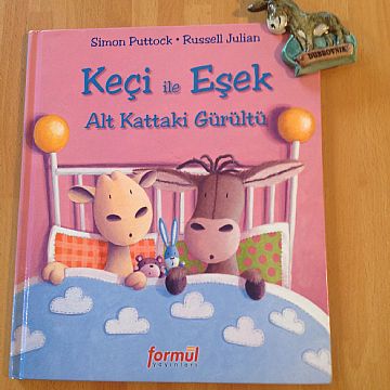 cocuklar-icin-kitap-onerileri-keci-ile-esek-alt-kattaki-gurultu-by-simon-puttock-3-yas-ve-uzeri