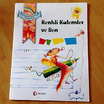 cocuklar-icin-kitap-onerileri-renkli-kalemler-ve-ben-by-masumeh-ansarian-3-yas-ve-uzeri